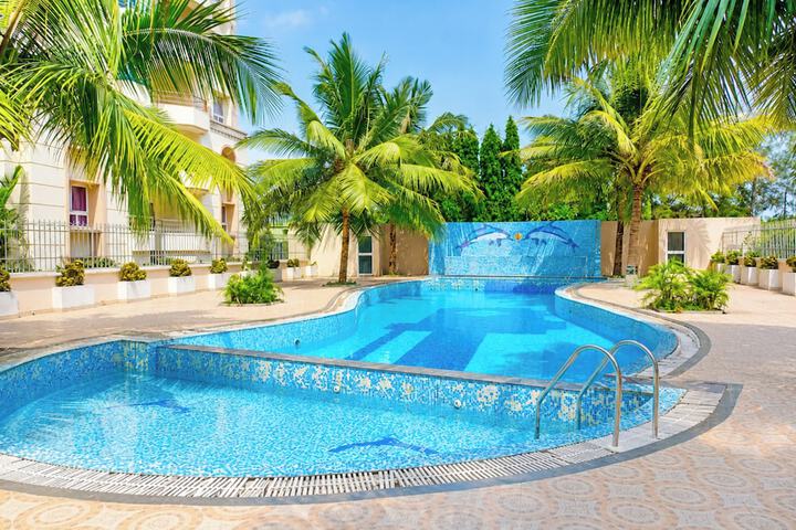 Pool 13 of 17