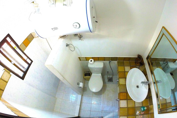 Room 20 of 35
