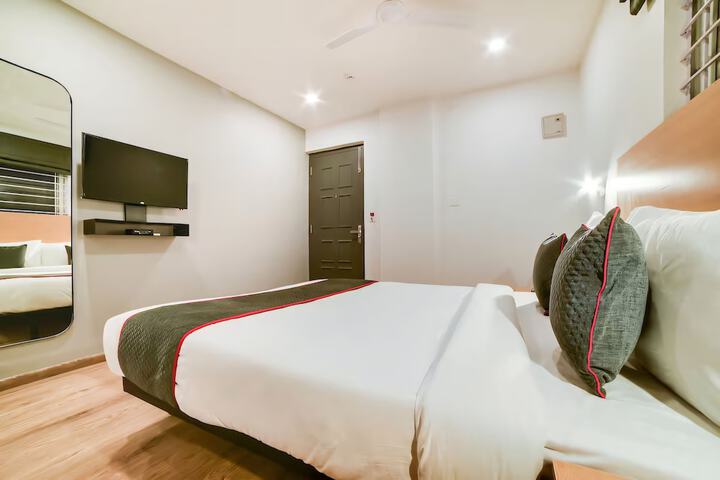 Room 14 of 20