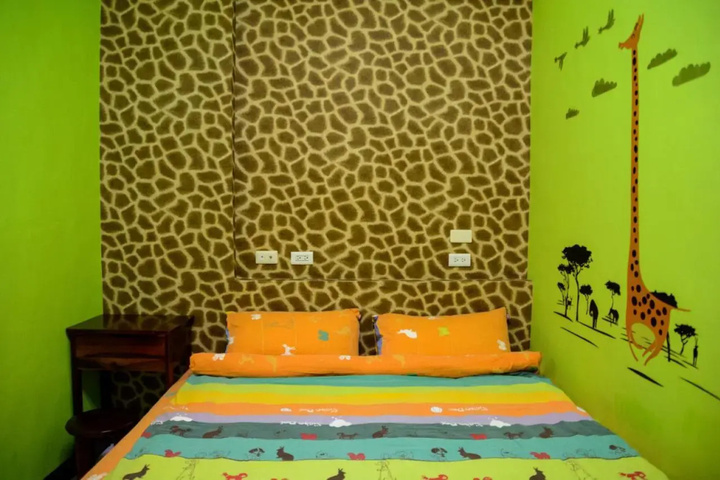 Room 3 of 14