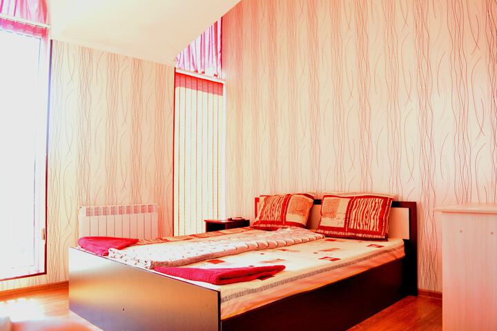 Room 5 of 49