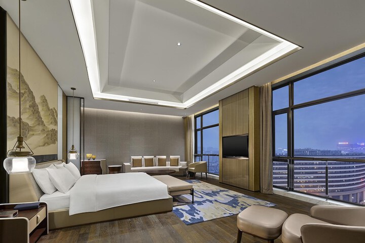 Room 19 of 58