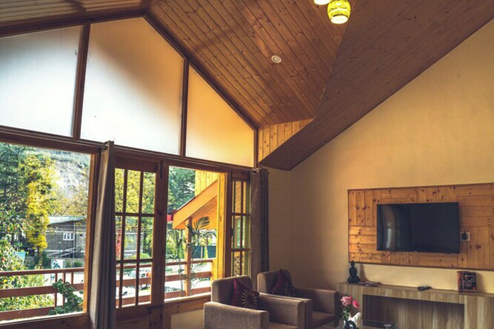 Room 10 of 50