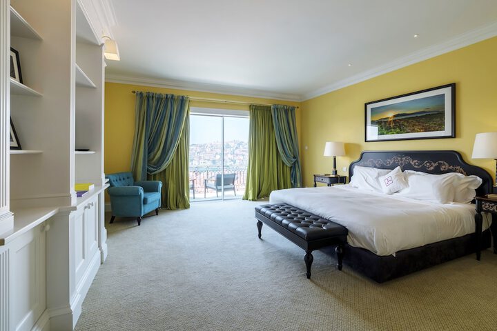 Room 20 of 106