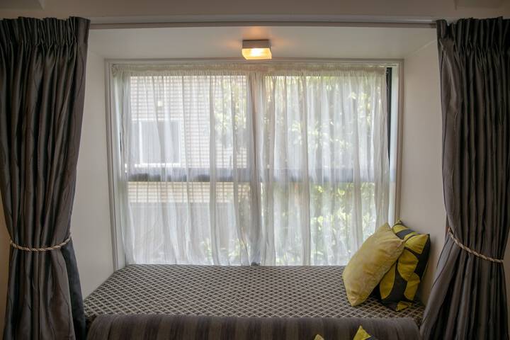 Room 7 of 70