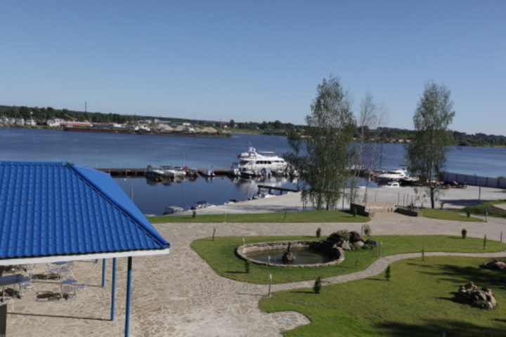 Dva Kapitana Hotel
