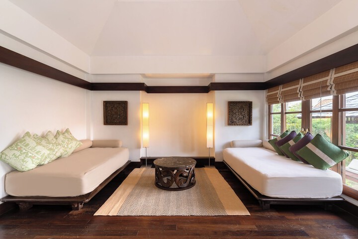 Room 15 of 54