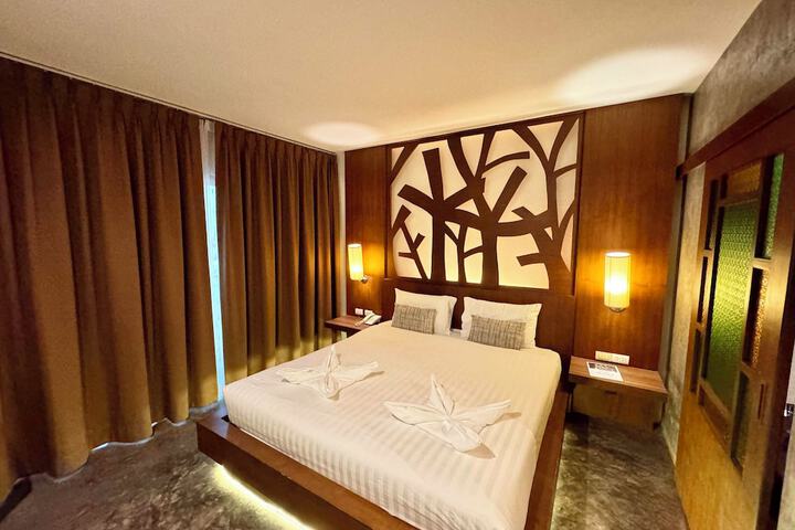 Room 30 of 61