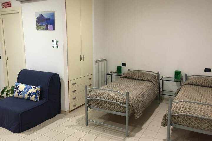 Room 19 of 39