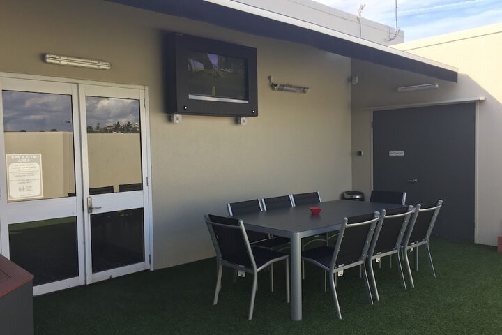 Sundeck 43 of 44