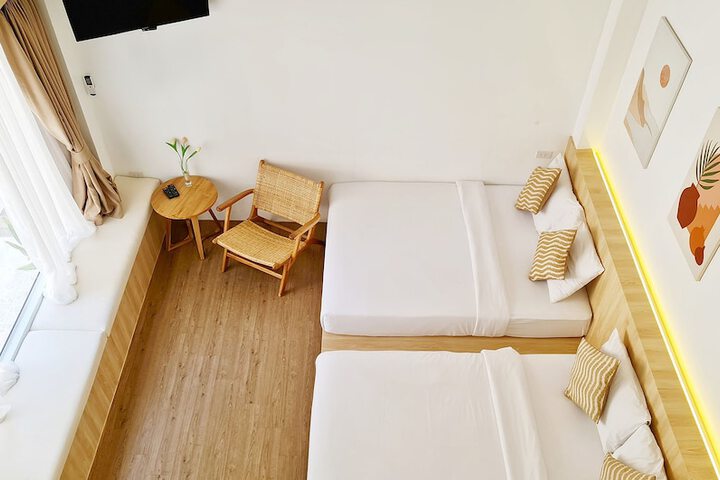 Room 5 of 23