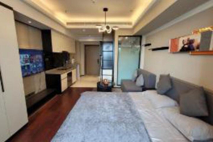 Room 3 of 5