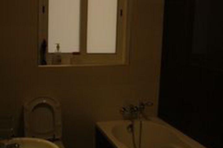 Room 8 of 38