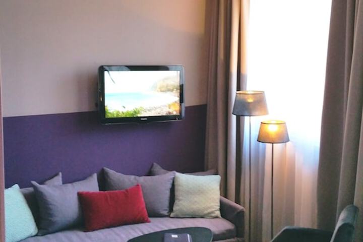 Room 12 of 44