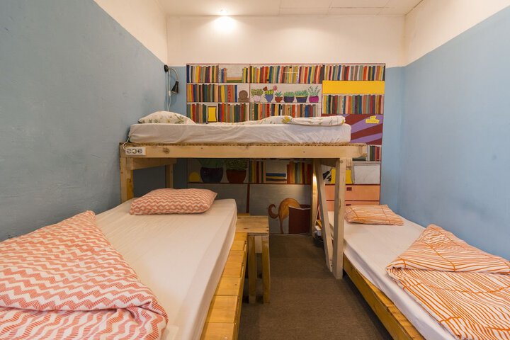 Room 30 of 78
