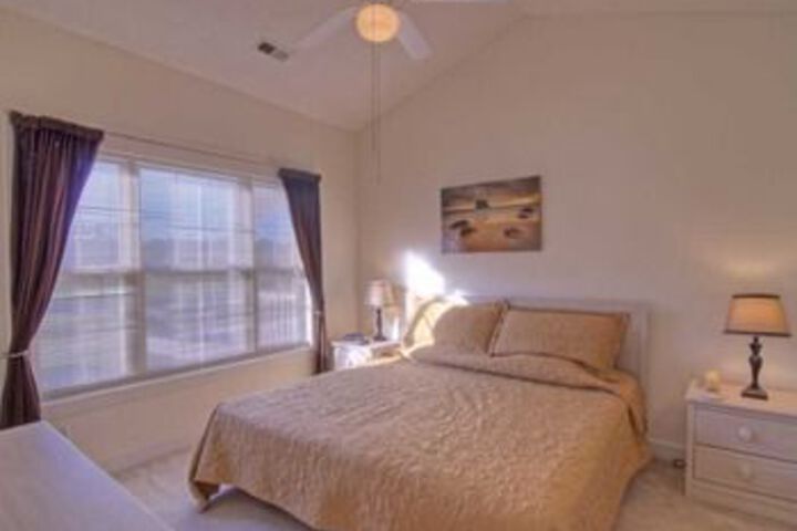 Room 7 of 30