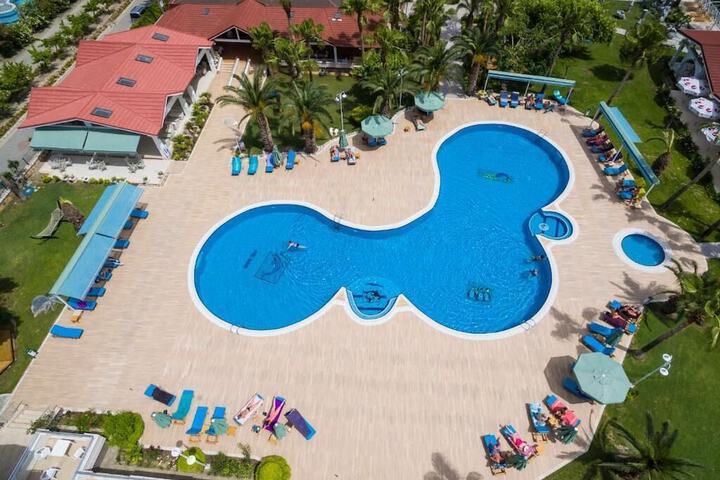 Pool 19 of 48