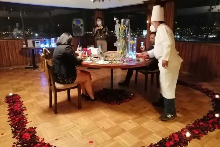Dining 63 of 86