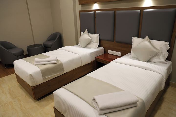 Room 17 of 24
