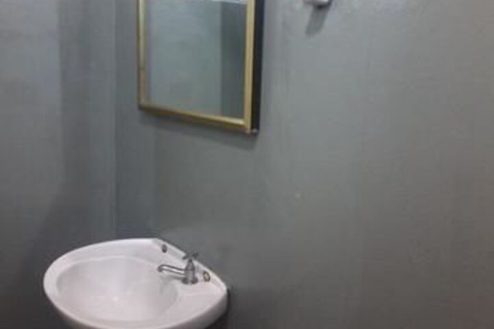 Room 6 of 53