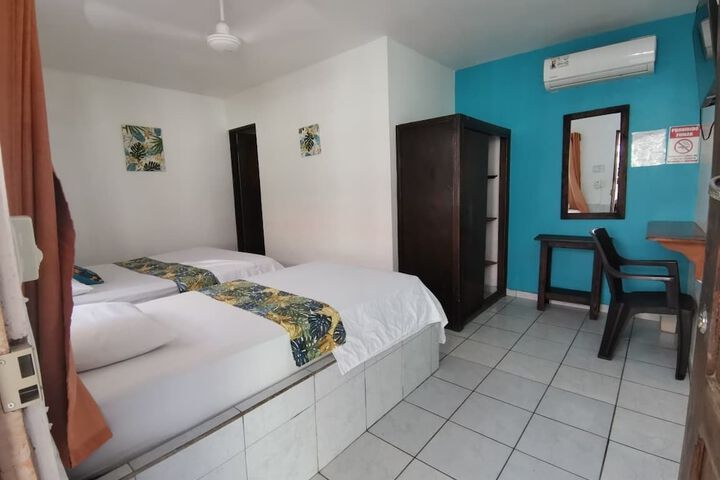 Room 2 of 26