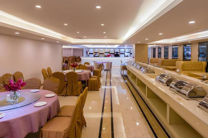 Vienna International Hotel Foshan Zhangchai Poly Champagne
