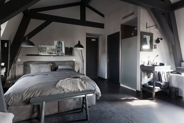 Room 5 of 83