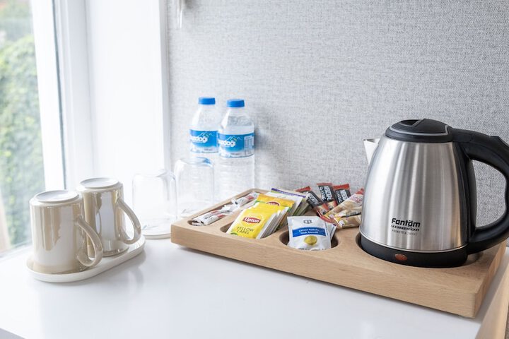 Breakfast/Coffee Service 97 of 184