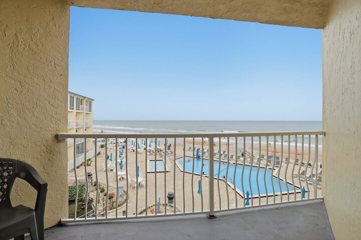 Beach/ocean view