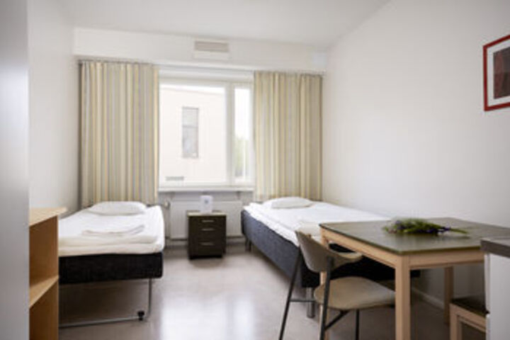 Room 46 of 95