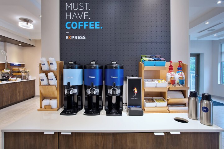 Breakfast/Coffee Service 67 of 86