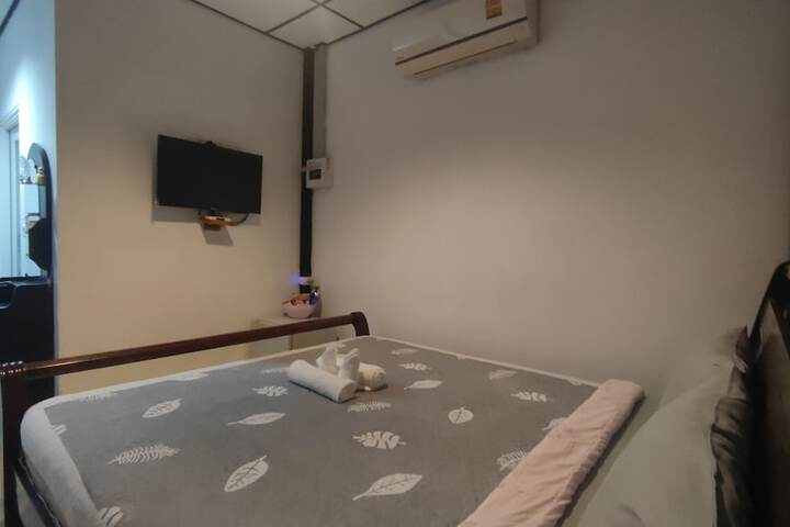 Room 18 of 30