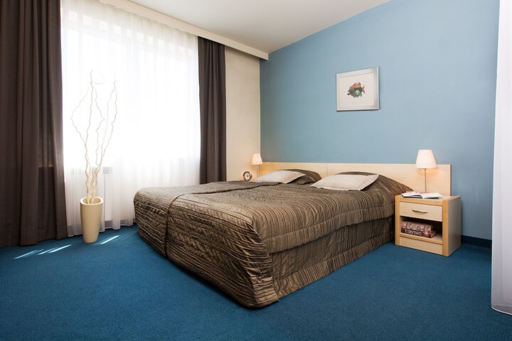 Room 15 of 47