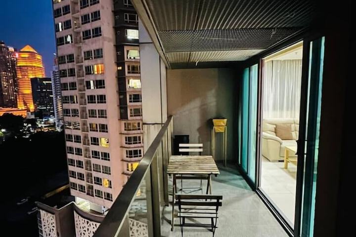 Room 30 of 41