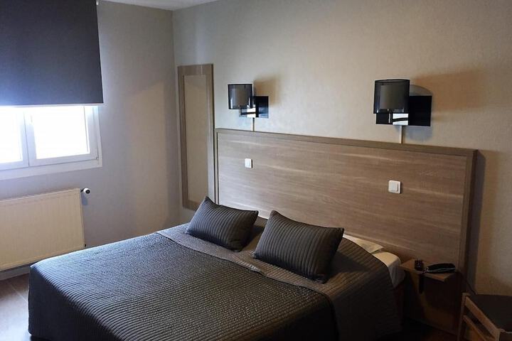 Room 19 of 50