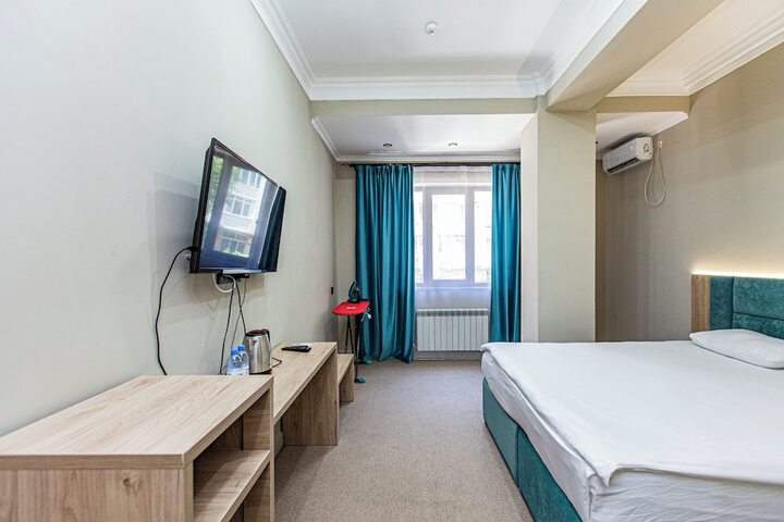 Room 6 of 41