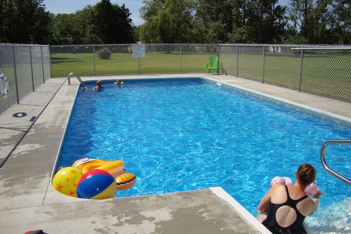 Pool 17 of 30