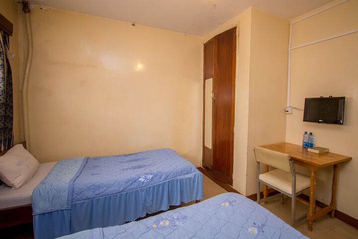 Room 13 of 52