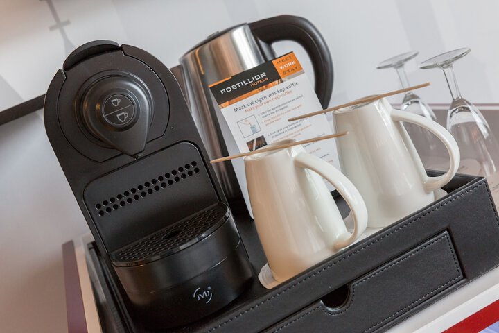 Breakfast/Coffee Service 20 of 51