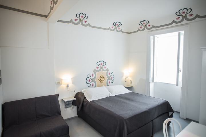 Room 20 of 113