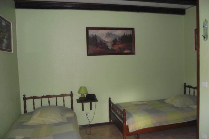 Room 6 of 58