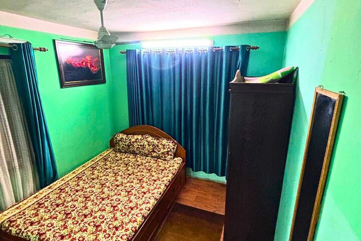 Room 27 of 45