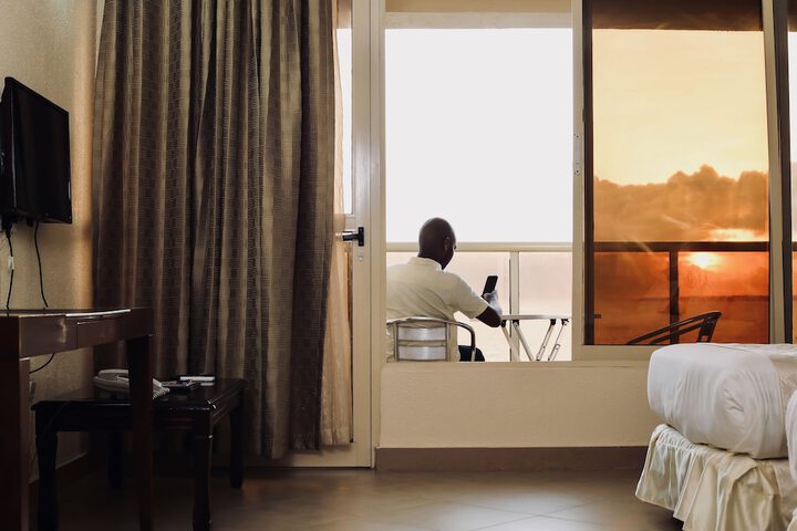 Room 8 of 42