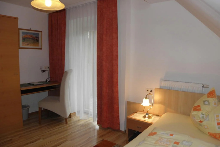 Hotel Gasthof Stoff