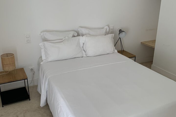 Room 27 of 47