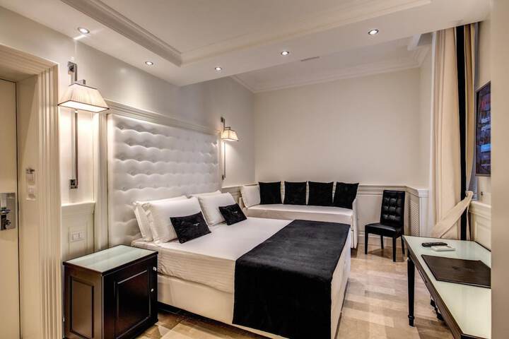 Room 20 of 48