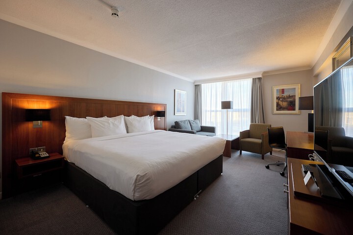 Room 127 of 292