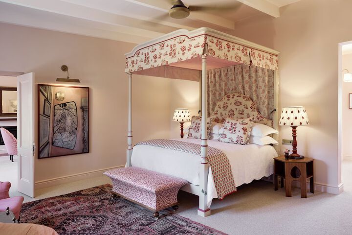 Room 15 of 85
