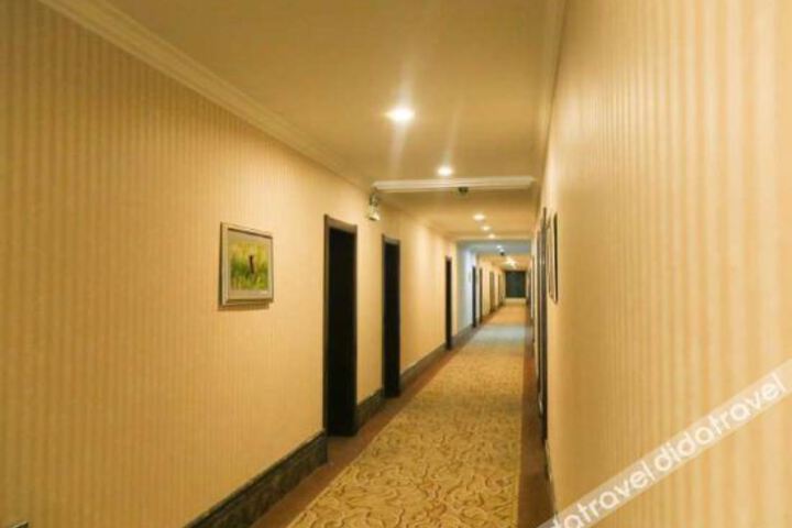 Hotel Interior 6 of 21