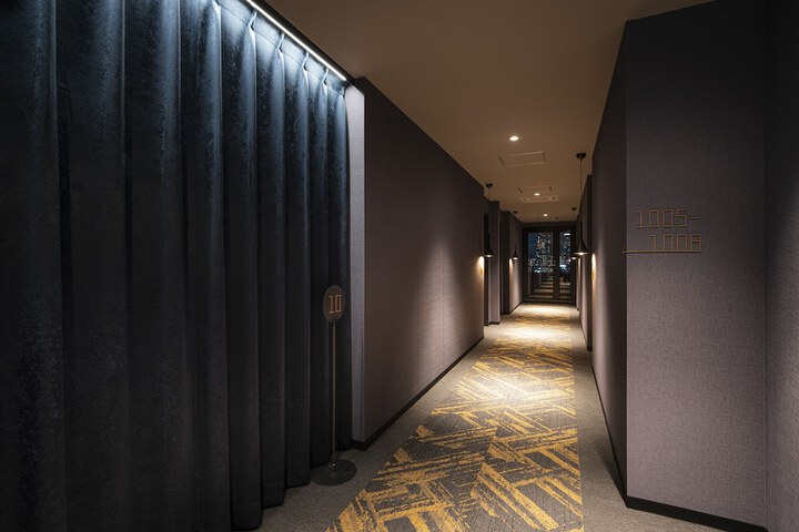 Ballroom/Hall 45 of 52